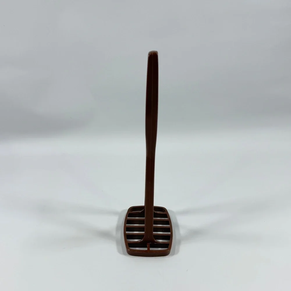 VTG Foley Potato Masher Kitchen Tool Brown Nylon Plastic 10